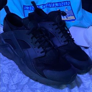 Nike Air Huarache Triple black
